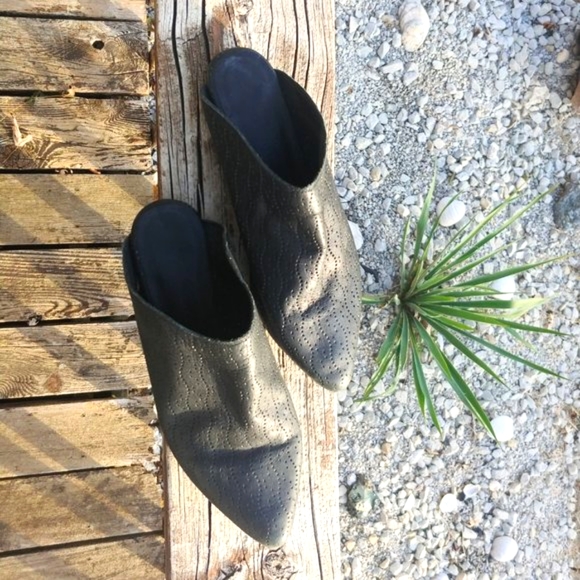 Spanish Leather Mules - Picture 1 of 5